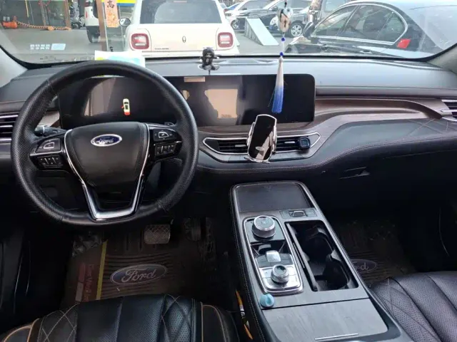Ford Territory — Фото автомобиля 12