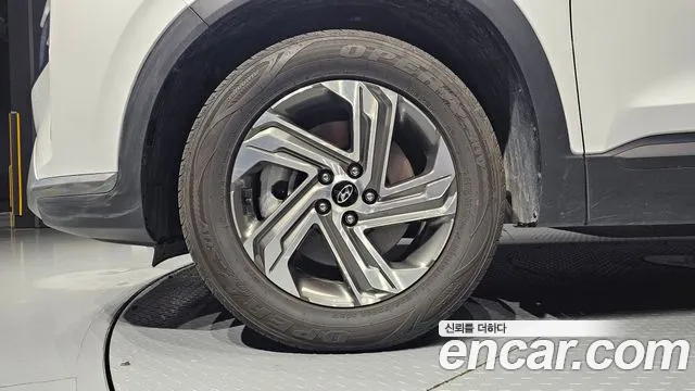 Hyundai Santafe Новый Santa Fe Бензин 2.5T 2WD — Фото автомобиля 5