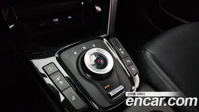 Kia Seltos — Фото автомобиля 12