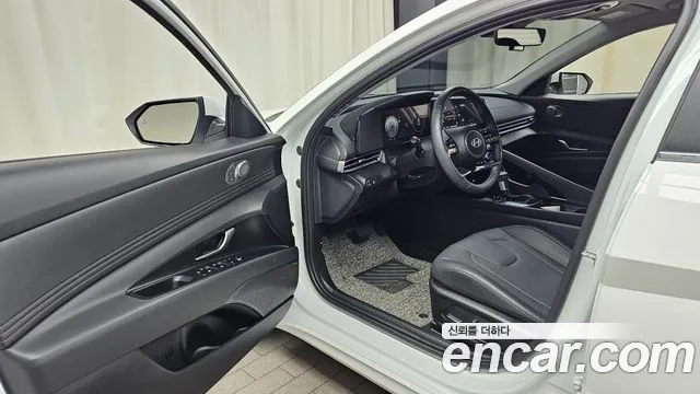 Hyundai Avante CN7 — Фото автомобиля 15