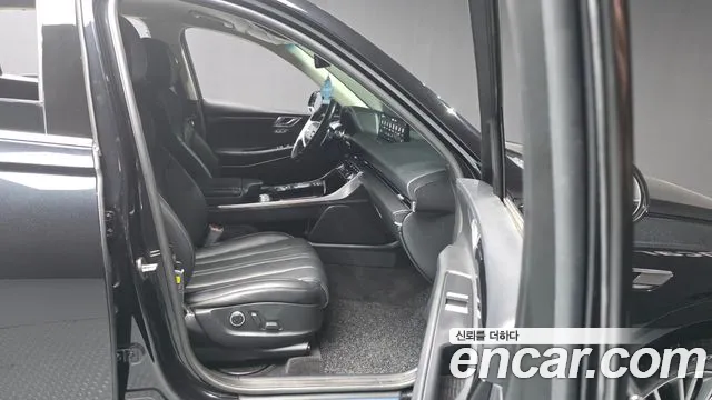 Genesis GV80 2.5T Бензин 2WD — Фото автомобиля 11