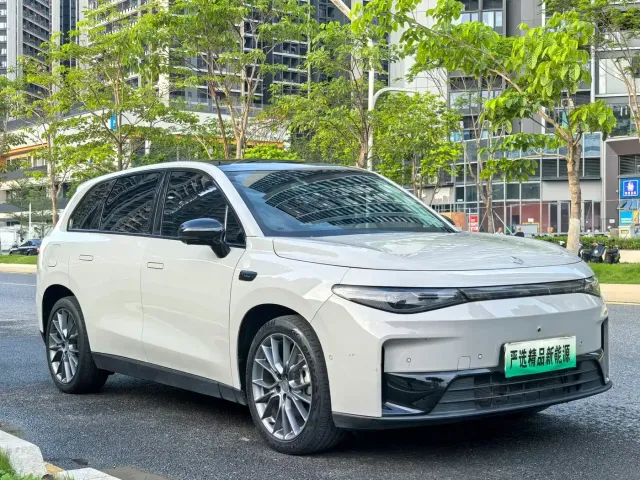 Leapmotor Leapmotor C10 2024 210 Smart Edition — Фото автомобиля 3