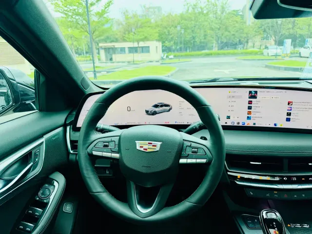 Cadillac CT5 — Фото автомобиля 21