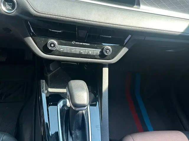 Ford Escort — Фото автомобиля 9