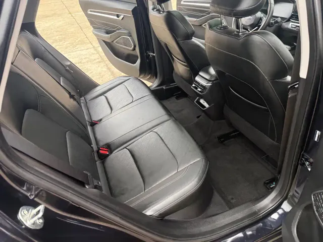 Geely Emgrand — Фото автомобиля 14