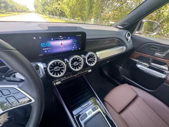 Mercedes-Benz Mercedes-Benz EQB 2025 EQB 260 — Фото автомобиля 8