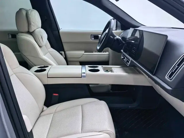 Li Auto L9 — Фото автомобиля 8