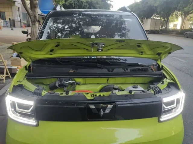 Wuling Hongguang Mini EV — Фото автомобиля 21