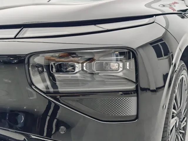 Xpeng G9 — Фото автомобиля 6