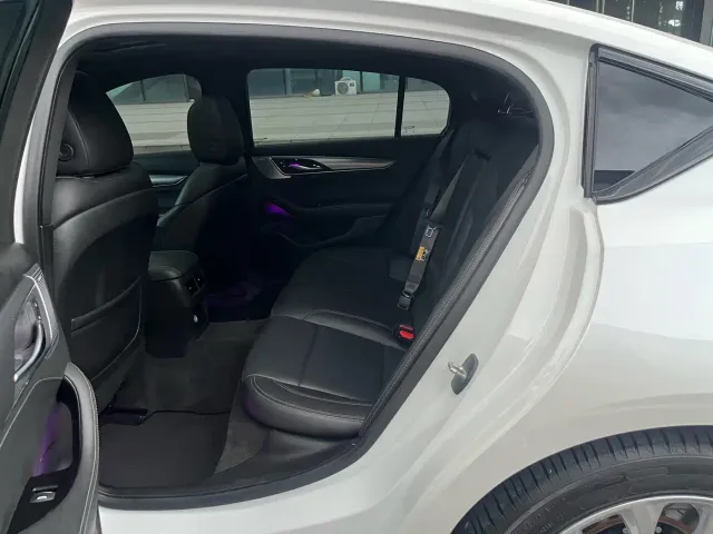 Cadillac CT5 — Фото автомобиля 10