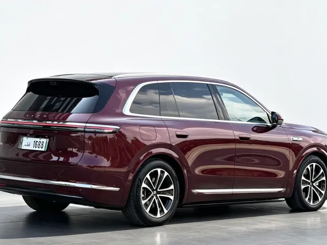 Aito M7 — Фото автомобиля 6