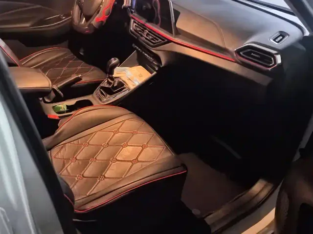 Changan Oushang X5 — Фото автомобиля 8