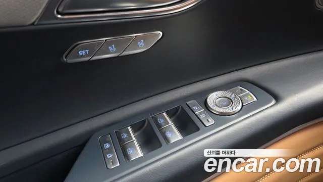Genesis GV80 — Фото автомобиля 28
