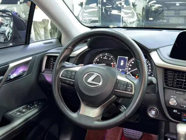 Lexus RX — Фото автомобиля 9