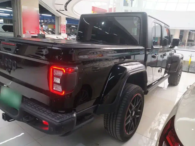 Jeep Gladiator — Фото автомобиля 22