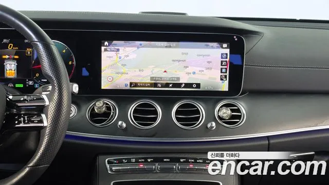 Mercedes-Benz E-Class W213 — Фото автомобиля 20