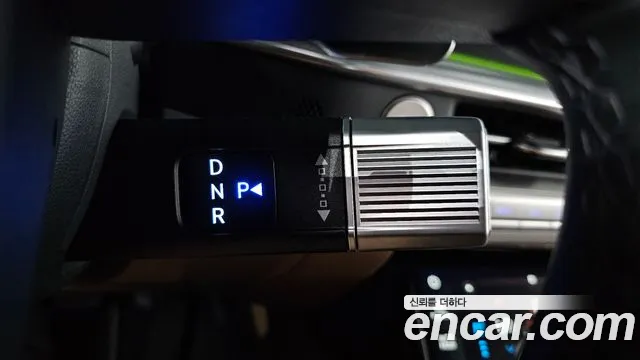 Hyundai Grandeur Grandeur (GN7) 2.5 Бензин 2WD — Фото автомобиля 9