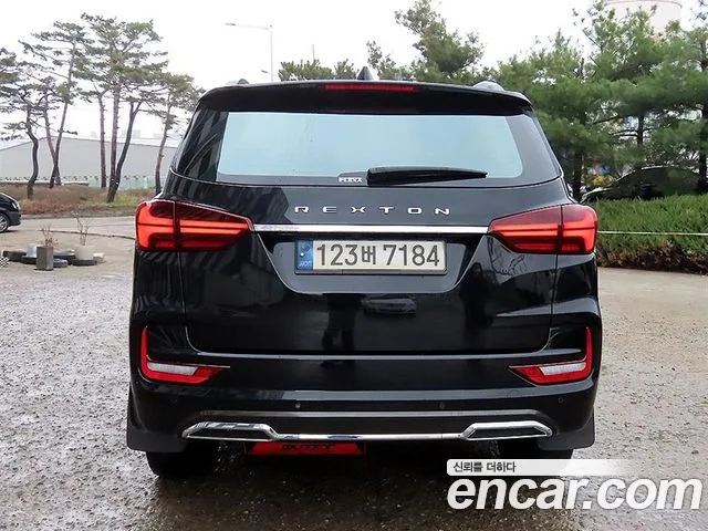KG_Mobility_Ssangyong Rexton All Rexton Дизель 2.2 4WD — Фото автомобиля 4