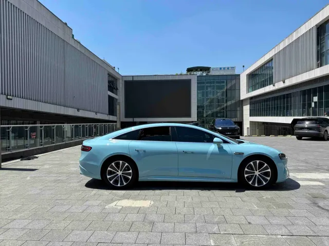 Luxeed S7 — Фото автомобиля 30