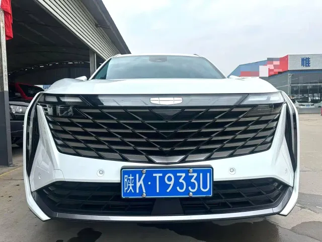 Geely Boyue L — Фото автомобиля 2