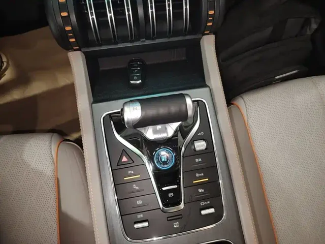 BYD Yuan PLUS 2024 Glory Edition 510KM Advanced — Фото автомобиля 13