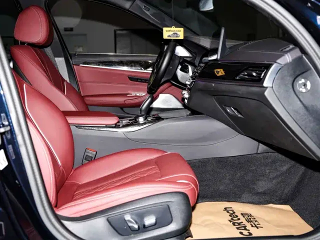 BMW 5 Series — Фото автомобиля 19