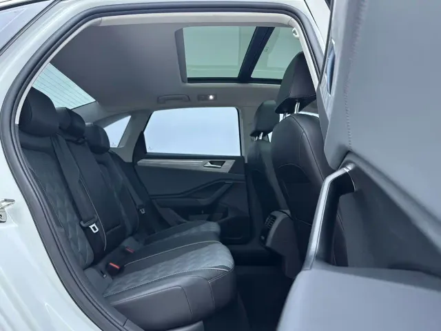 Volkswagen Sagitar — Фото автомобиля 10