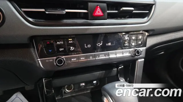 Kia Seltos Новый Seltos Бензин 2.0 2WD — Фото автомобиля 30