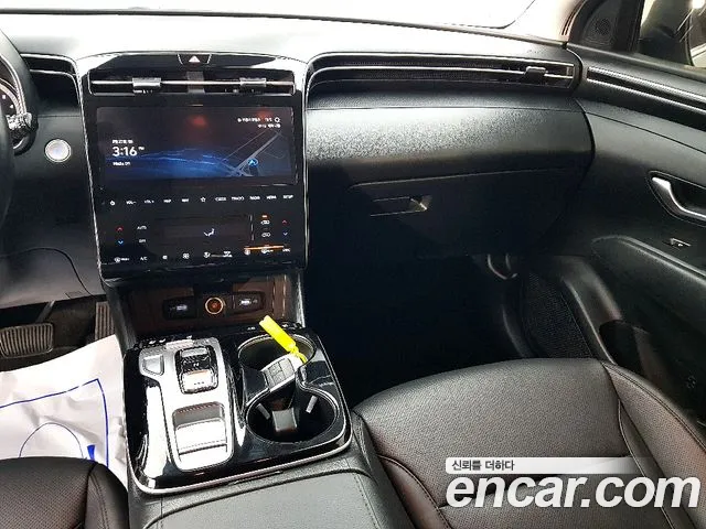 Hyundai Tucson NX4 — Фото автомобиля 10