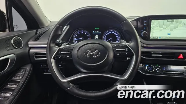 Hyundai Sonata — Фото автомобиля 19