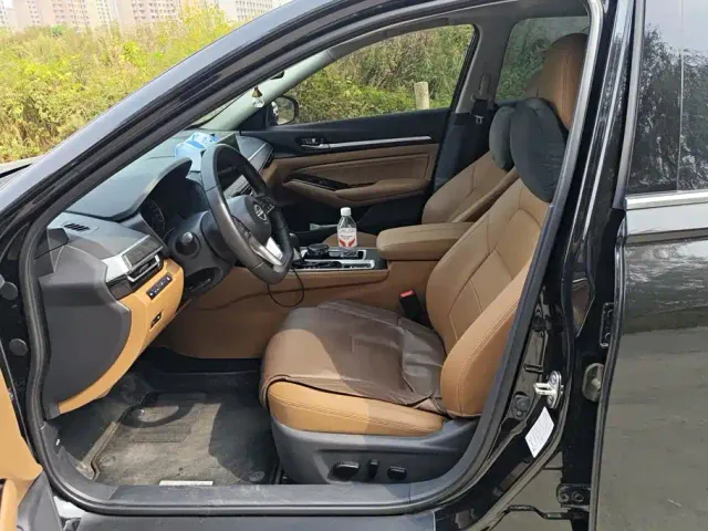 Nissan Teana — Фото автомобиля 9