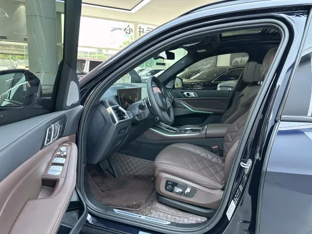 BMW X5 — Фото автомобиля 15
