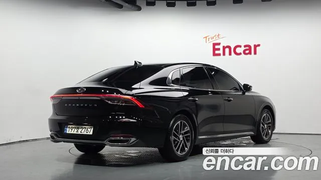 Hyundai Grandeur Новый Grandeur IG 3.0 LPi (Для проката) — Фото автомобиля 2