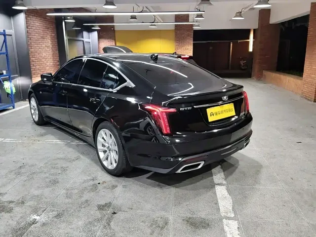 Cadillac CT5 — Фото автомобиля 3