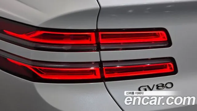 Genesis GV80 — Фото автомобиля 8