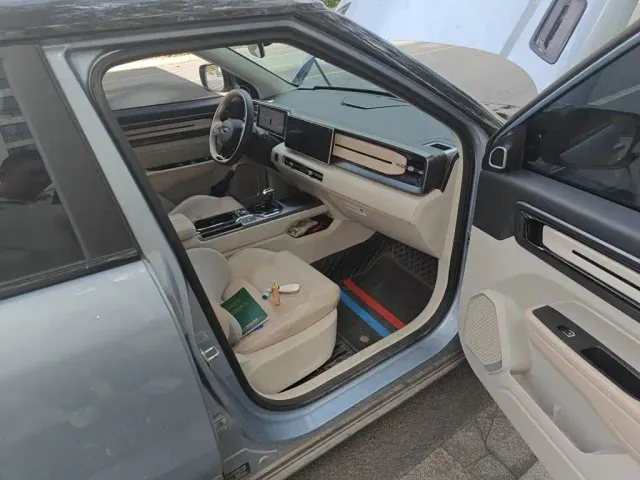 Geely ICON — Фото автомобиля 19