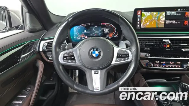 BMW 5 Series G30 — Фото автомобиля 19