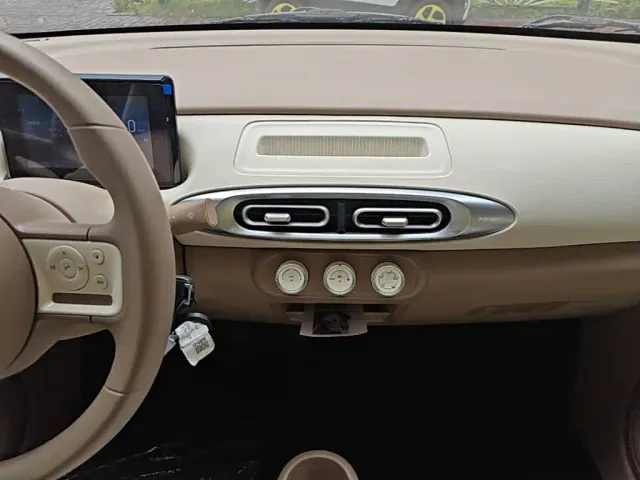 Wuling Hongguang Mini EV — Фото автомобиля 8