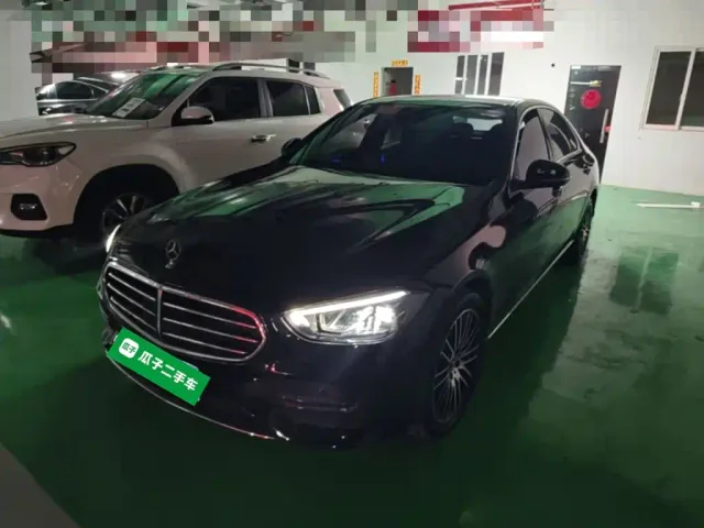 Фотография автомобиля — Mercedes-Benz C-Class