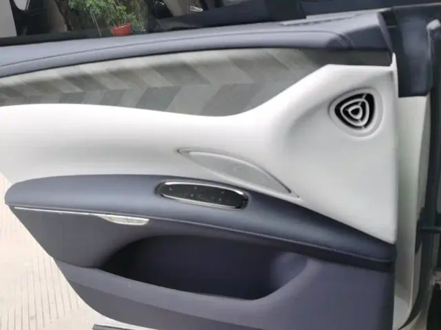 IM Motors LS7 — Фото автомобиля 7