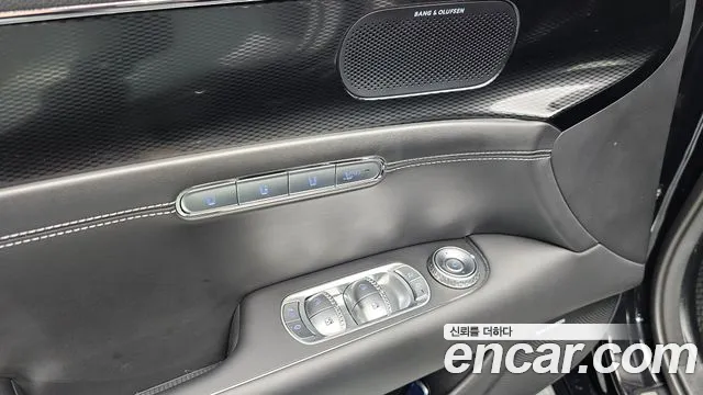 Genesis G90 Бензин 3.5 турбо AWD — Фото автомобиля 27