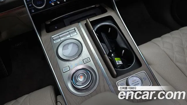 Genesis GV80 — Фото автомобиля 12