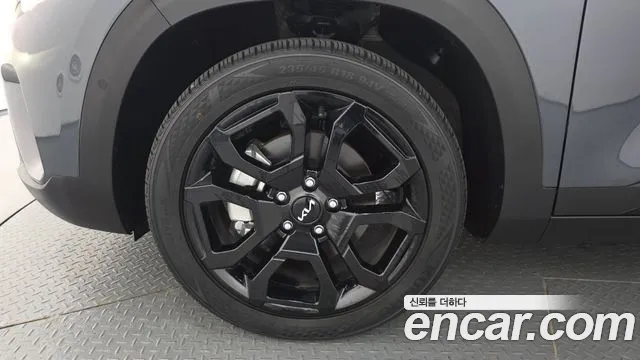 Kia Seltos — Фото автомобиля 5