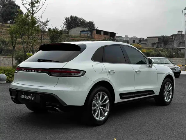 Porsche Macan — Фото автомобиля 13