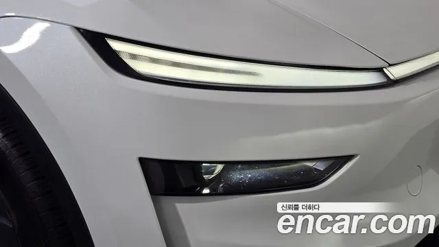 Tesla Model Y — Фото автомобиля 7