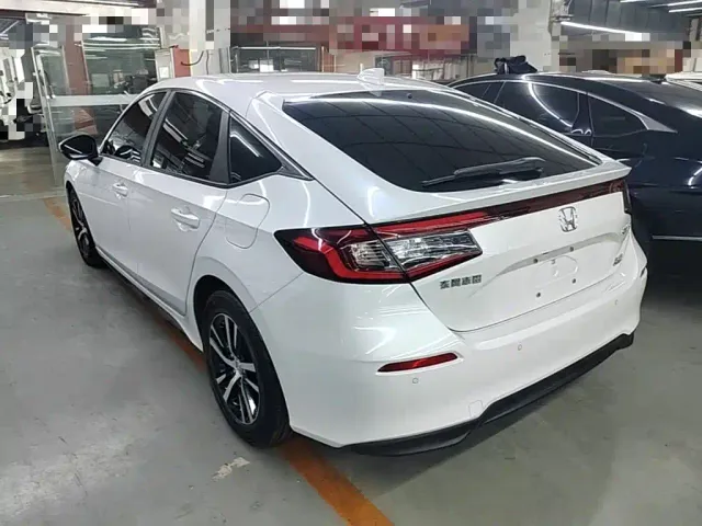 Honda Civic — Фото автомобиля 4
