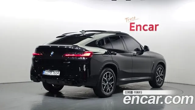 BMW X4 xDrive20i M Sport Pro — Фото автомобиля 2