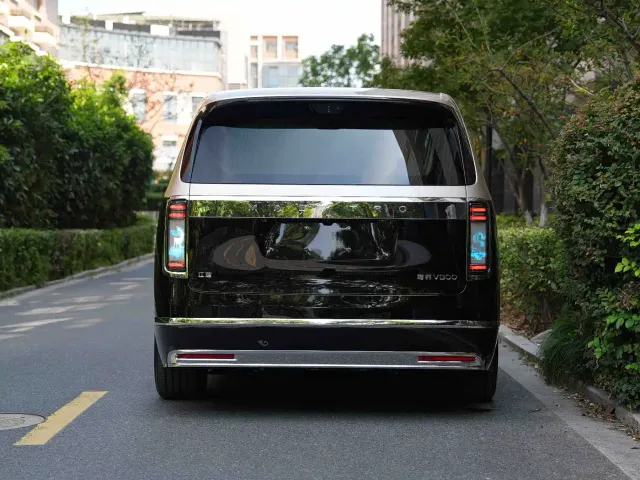 Maextro Zunjie V800 — Фото автомобиля 5