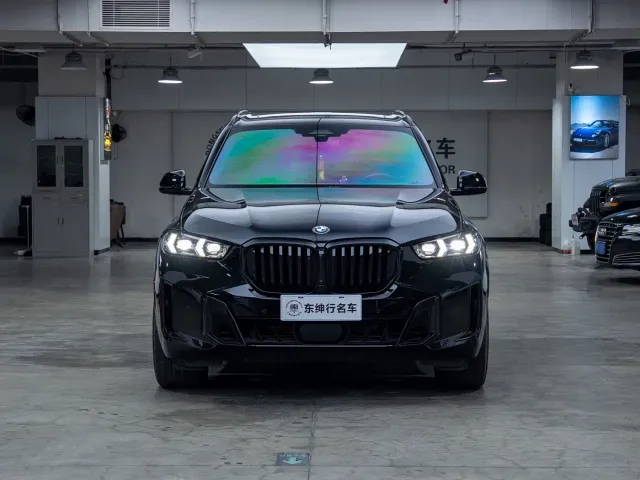 BMW X5 — Фото автомобиля 2