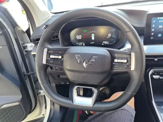 Wuling Asta — Фото автомобиля 10